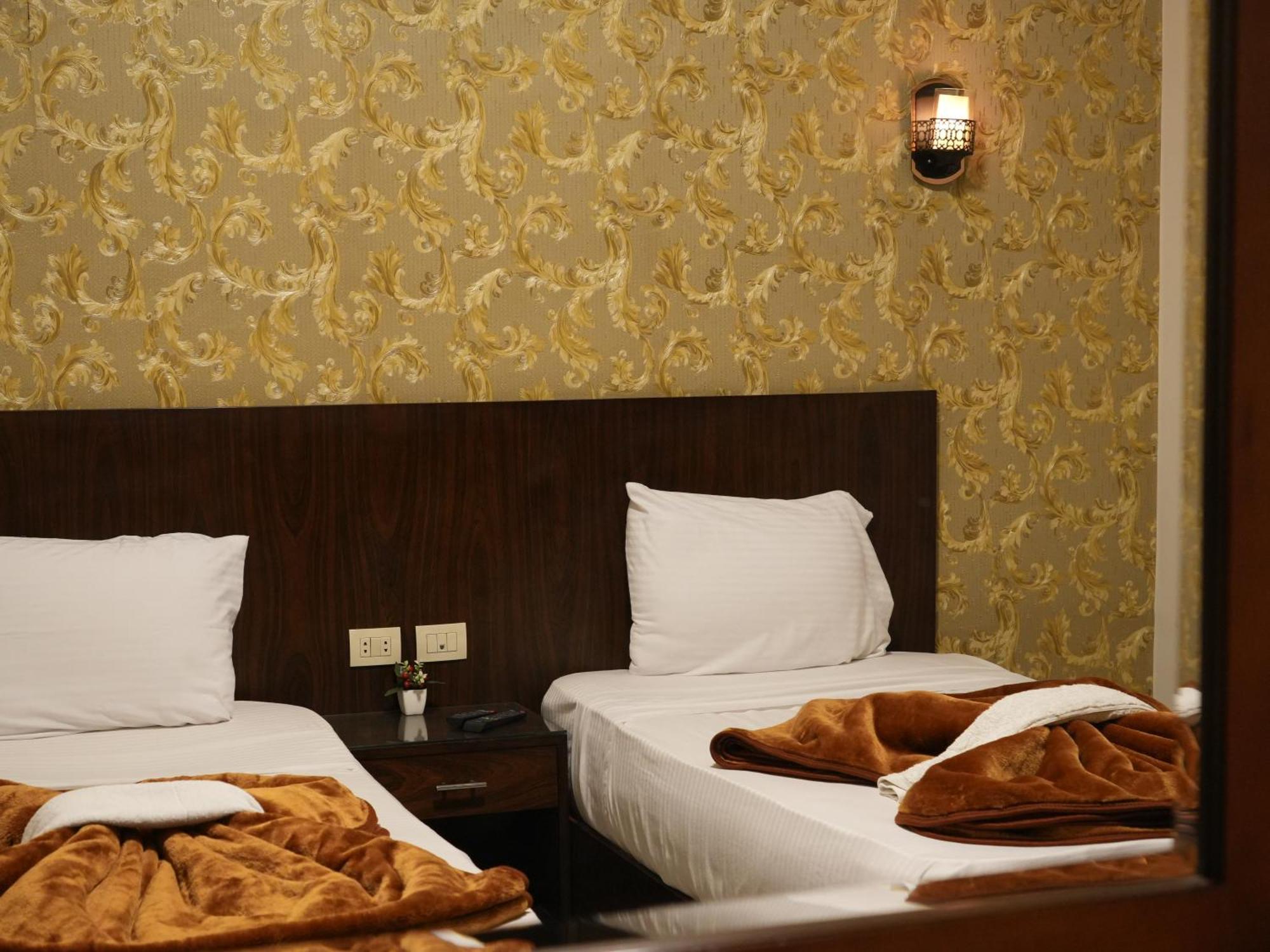 Montana Hotel Kair Zewnętrze zdjęcie