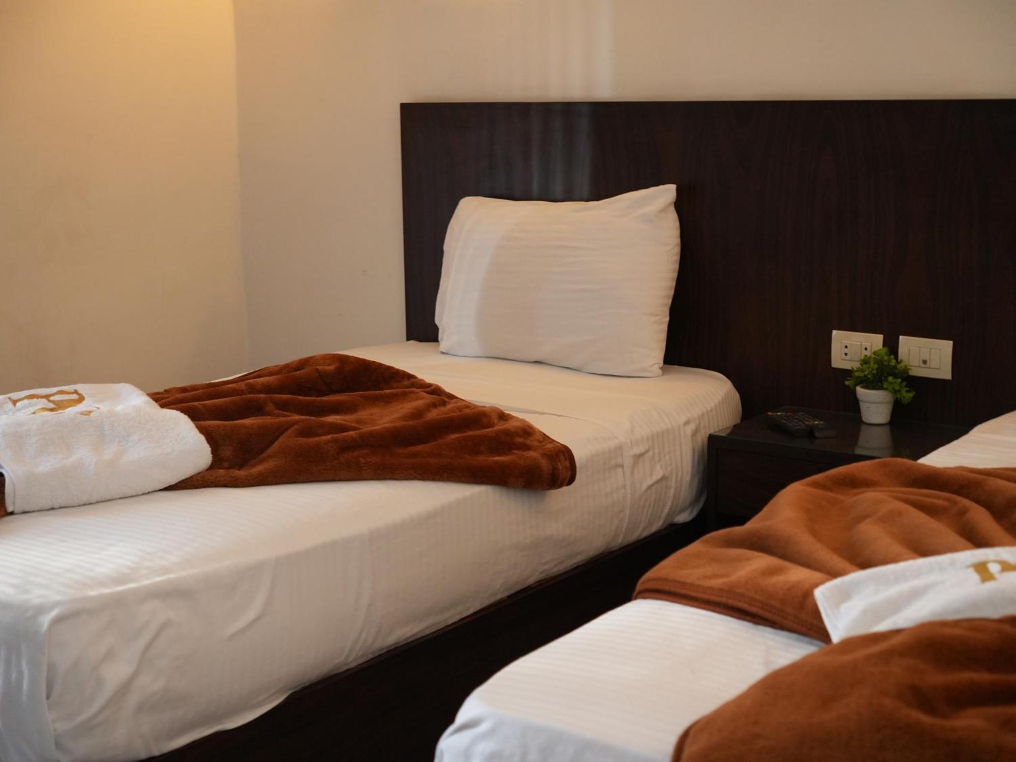 Montana Hotel Kair Zewnętrze zdjęcie
