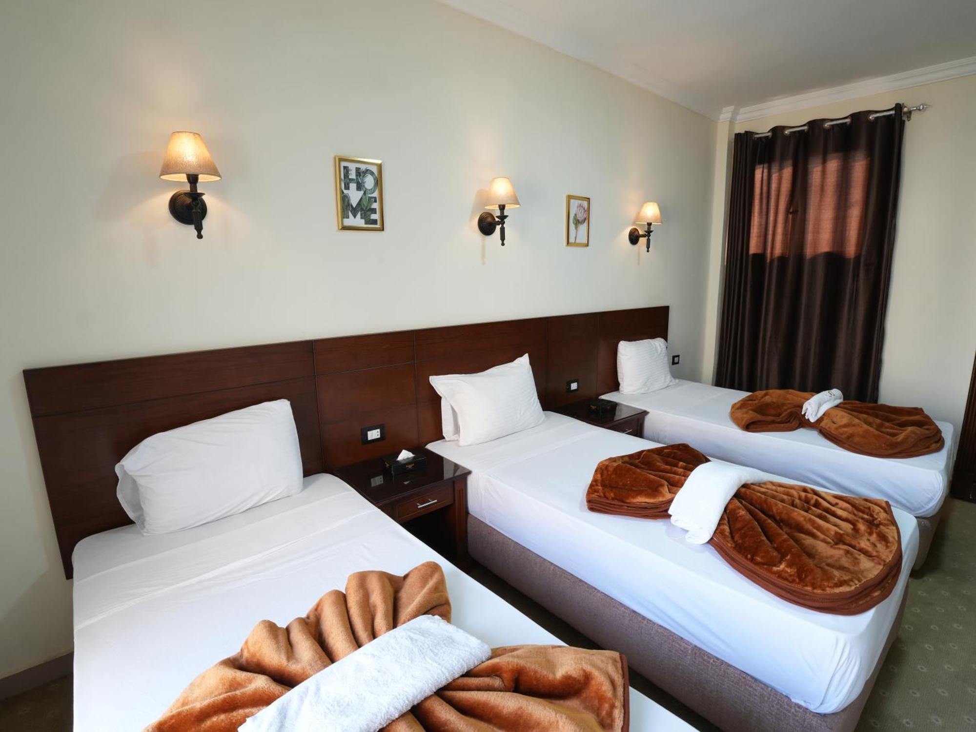 Montana Hotel Kair Zewnętrze zdjęcie